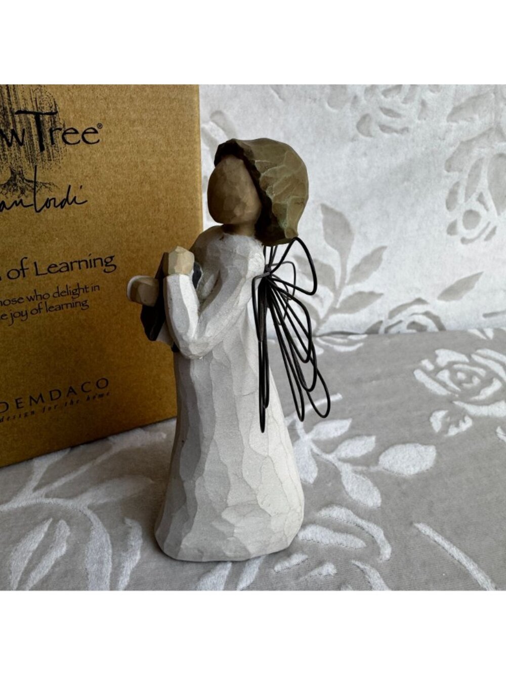Willow Tree Angel Of Learning Figurine By Susan Lordi DEMDACO With Box 26017 - Picture 6 of 7